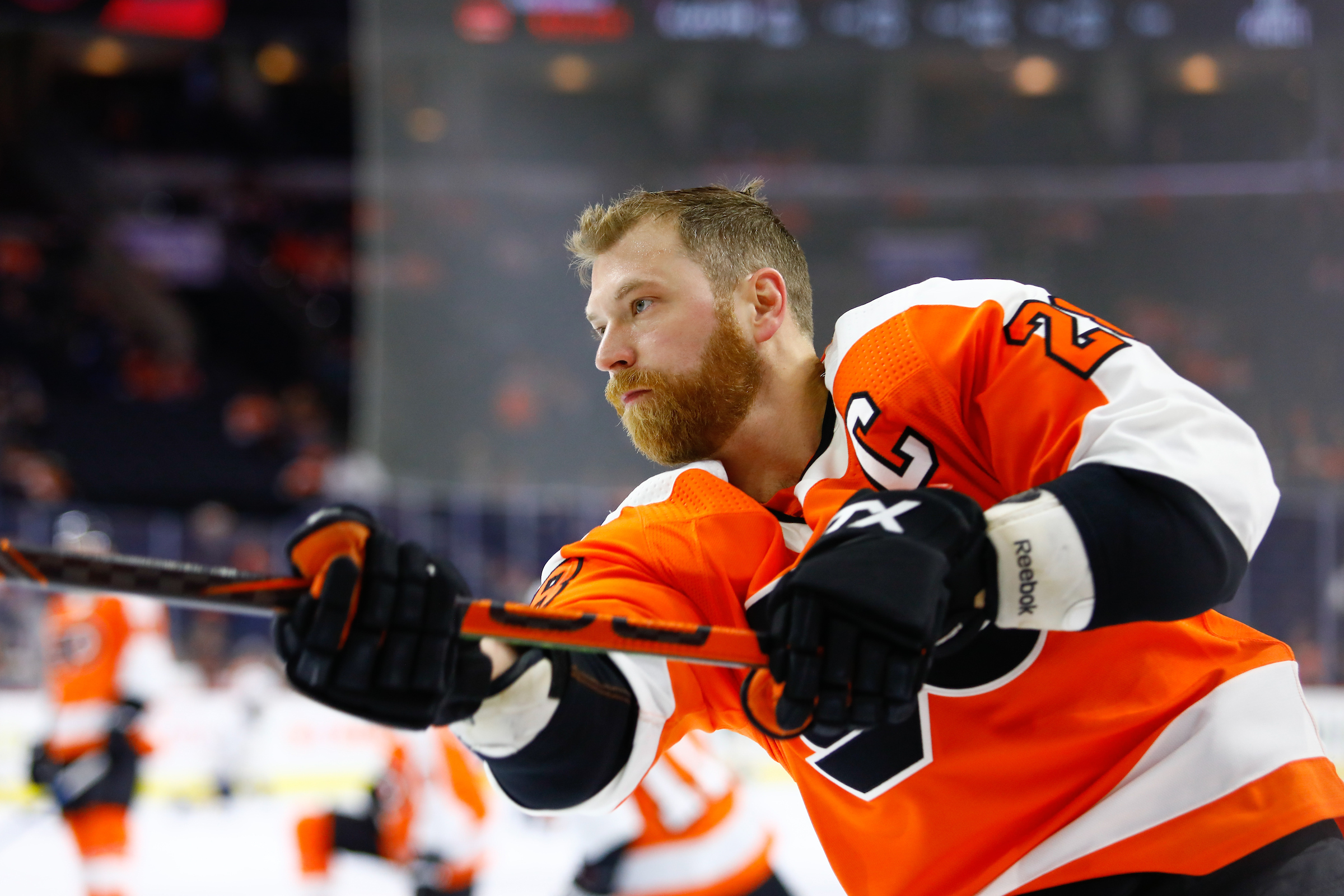 Flyers trade captain Claude Giroux to Panthers - The Boston Globe