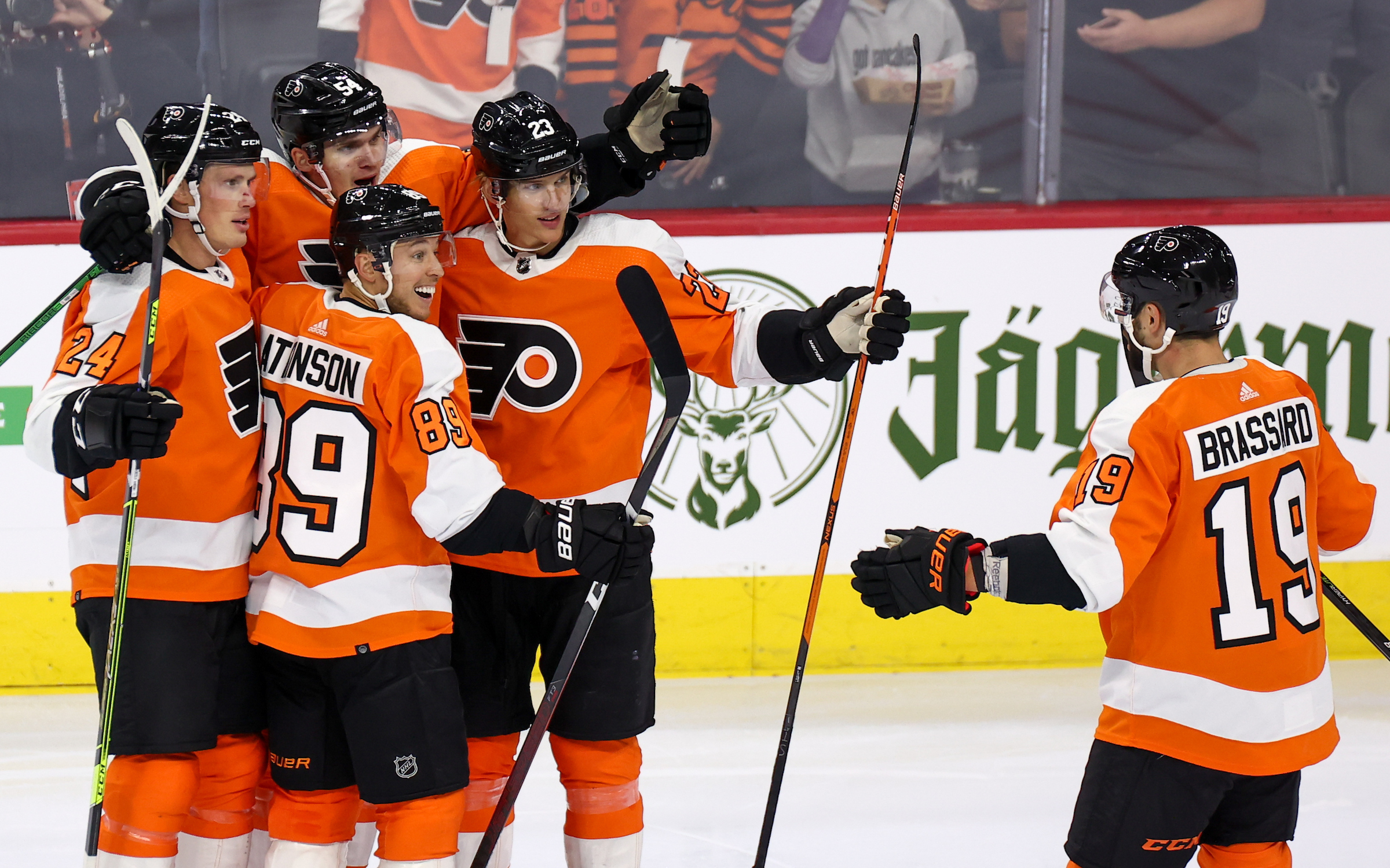 Claude Giroux's bold Flyers prediction: 'We will make the playoffs