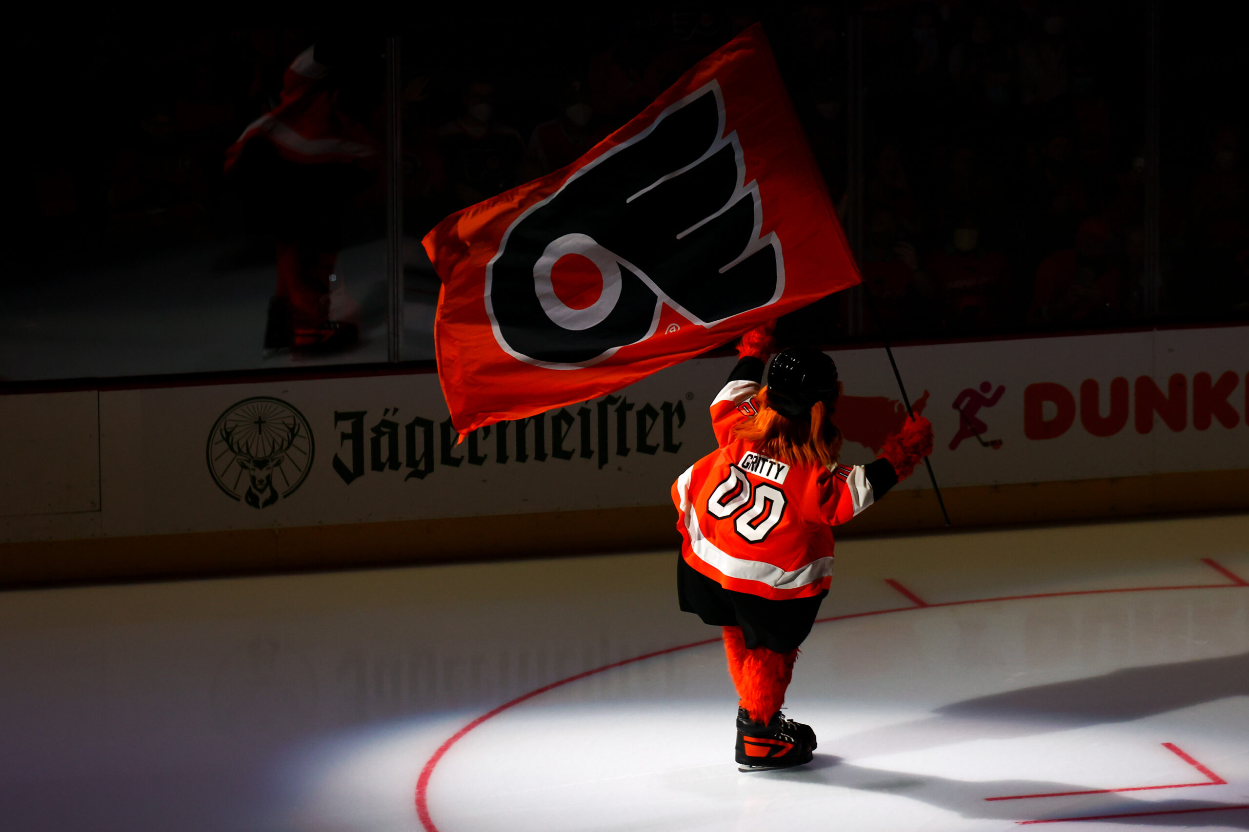 CHECK OUT THE FLYERS NEW JERSEY, A THROWBACK TO THE '80S!