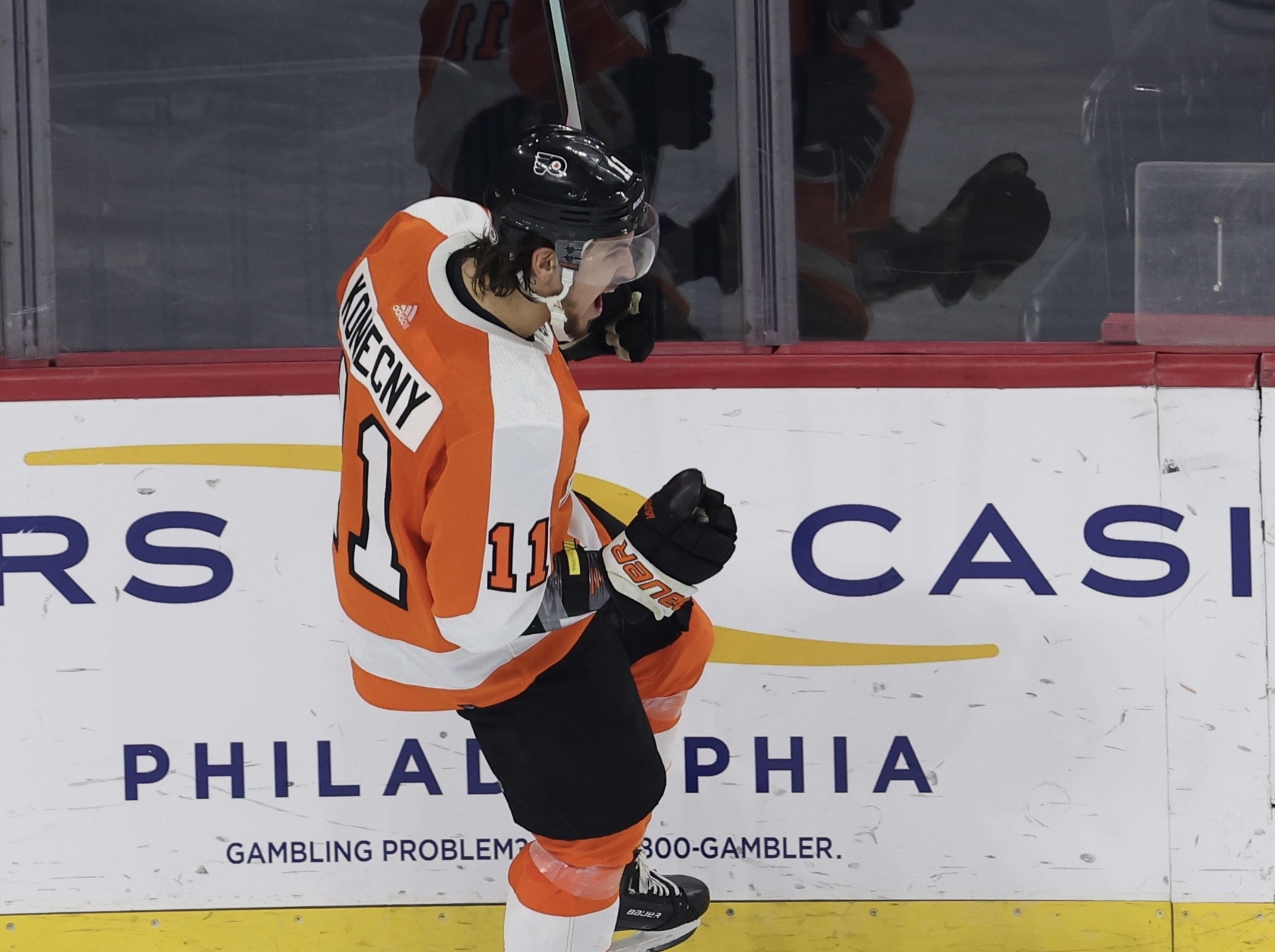 Troubles apparently behind him, Tony DeAngelo comes home to Flyers in trade