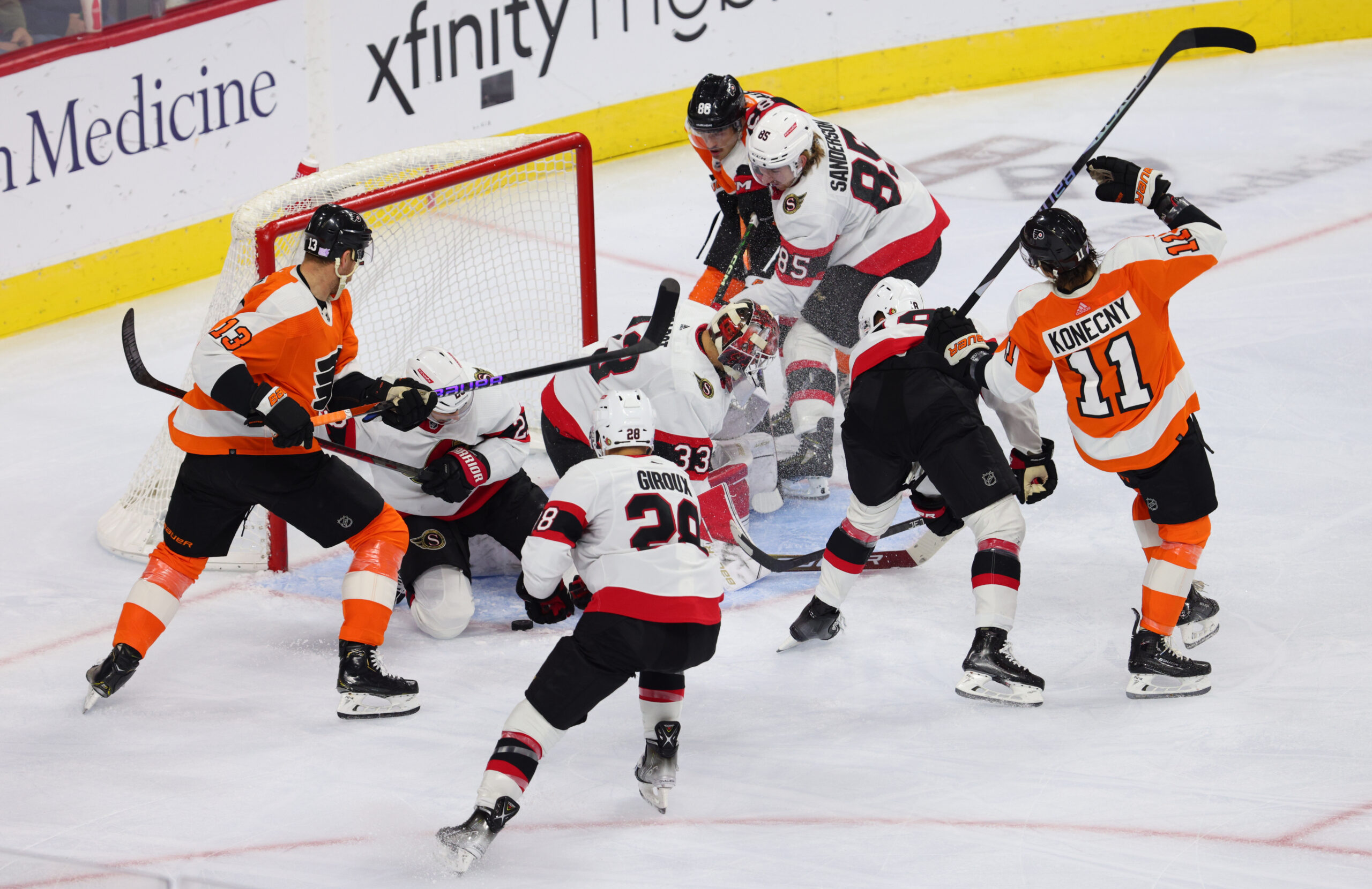 Farabee, Hart lead surprising Flyers to 4-3 win vs Panthers